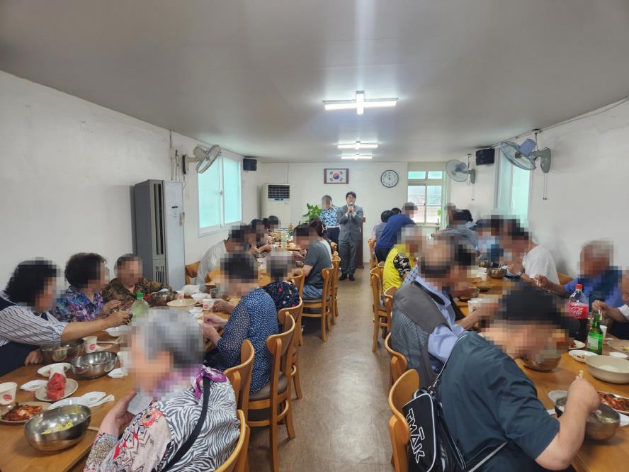 수원시 권선구 세류2동 새터경로당, 초복맞이 건강한 여름 나기 복달임 행사 개최